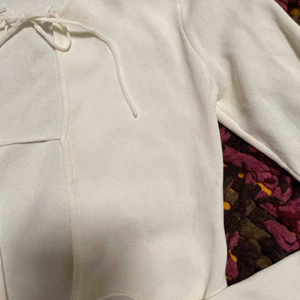 Aya Muse lace-up long sleeve bodysuit - Picture 5 of 10